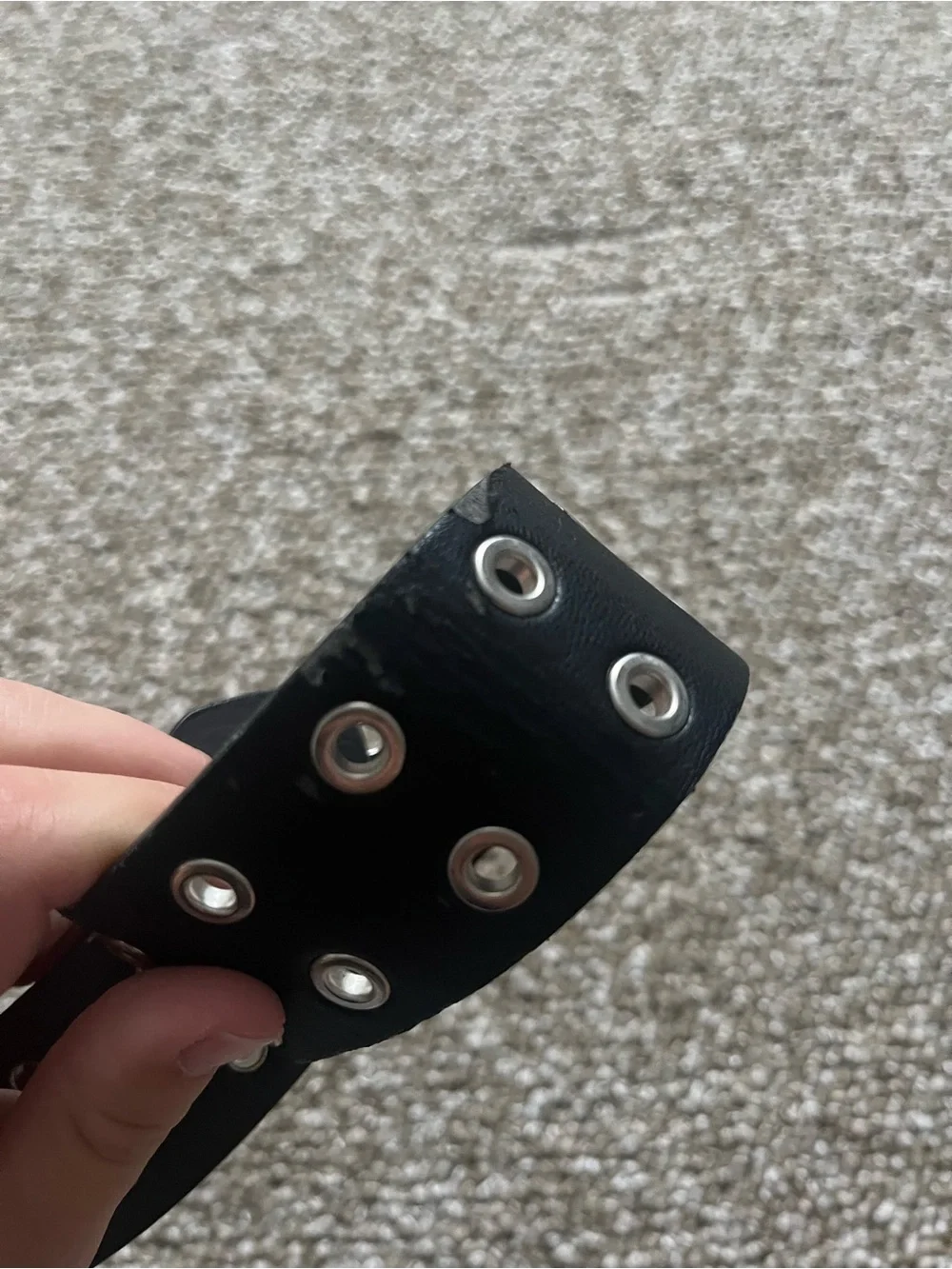 Black Women’s Double-Prong Grommet Belt
